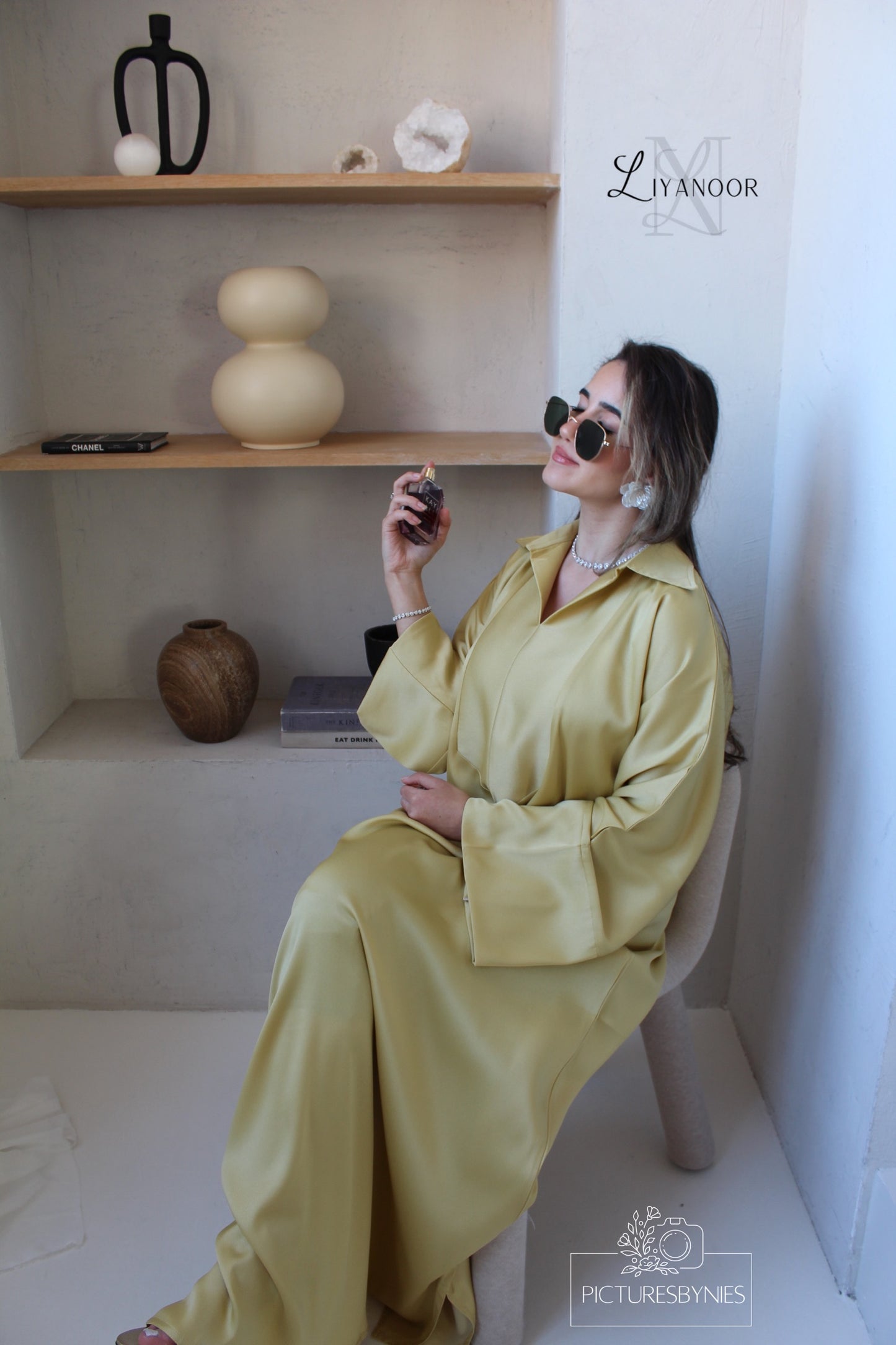 Noor x Capri